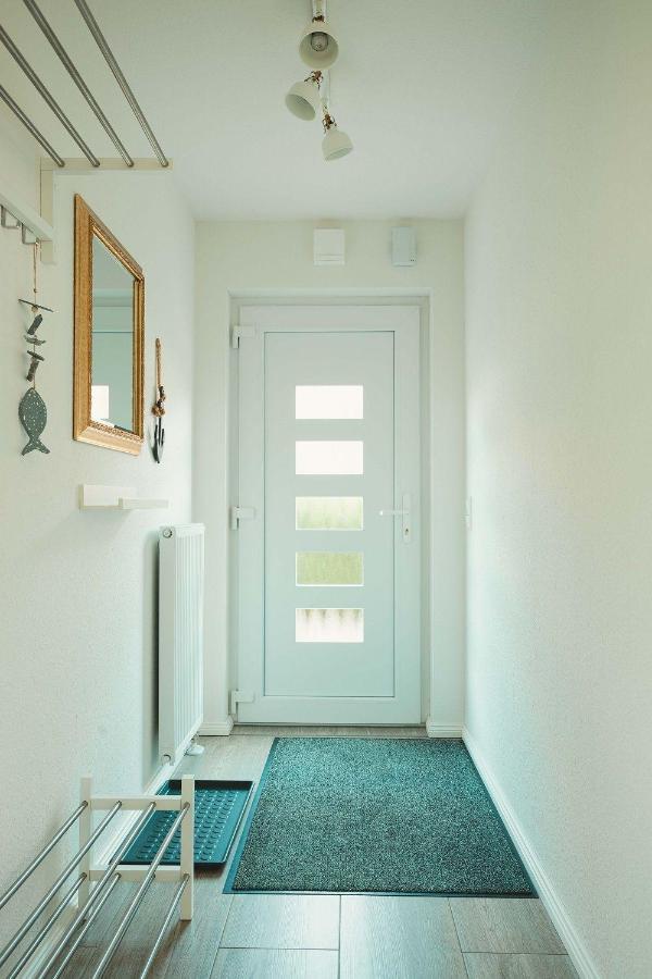 Ferienhaus-Ostseehus 霍瓦赫特 外观 照片