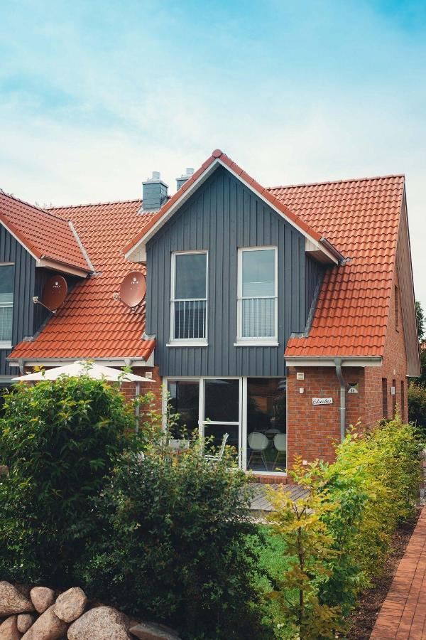 Ferienhaus-Ostseehus 霍瓦赫特 外观 照片